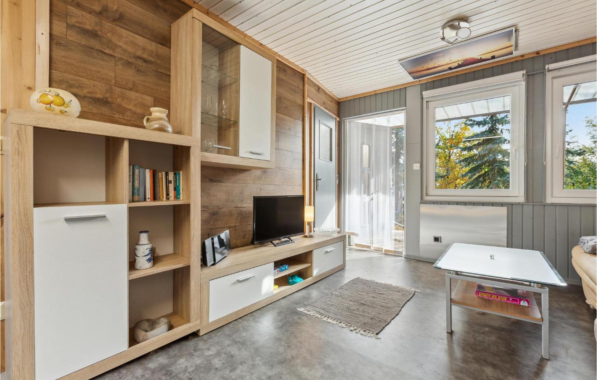 Nice Home In Zeulenroda-Triebes With Sauna Екстериор снимка