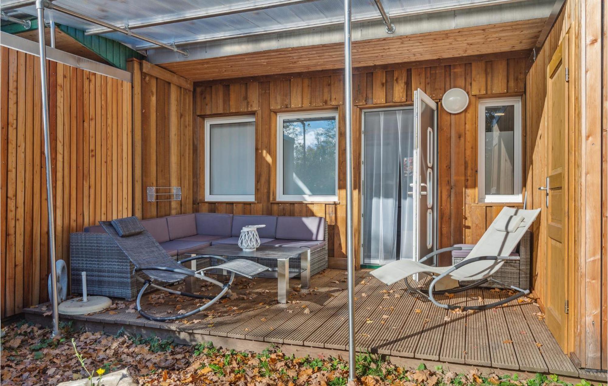 Nice Home In Zeulenroda-Triebes With Sauna Екстериор снимка